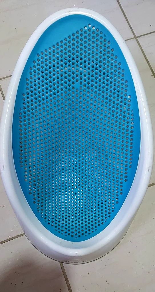 Comfortable Baby Bath Tub for Safe Bath Time632272817676811125