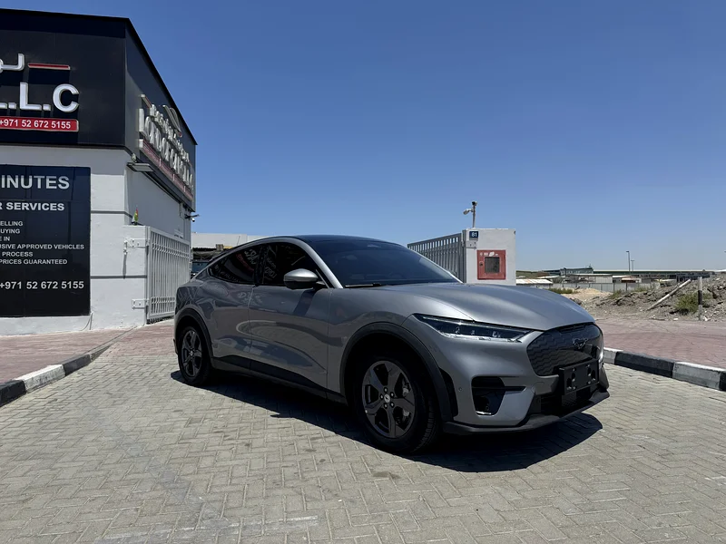 فورد موستانج ماك-إي 2022 فقط 30000 كم63232140211074112