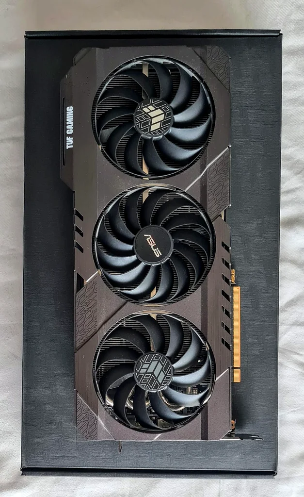 ASUS TUF Gaming Radeon RX 6800 16GB (in box)63256596087425112