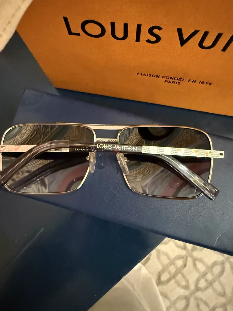 LV Sunglasses for men63239075464963112