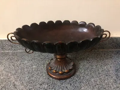 Elegant Vintage Decorative Bowl - Perfect for Collectors!