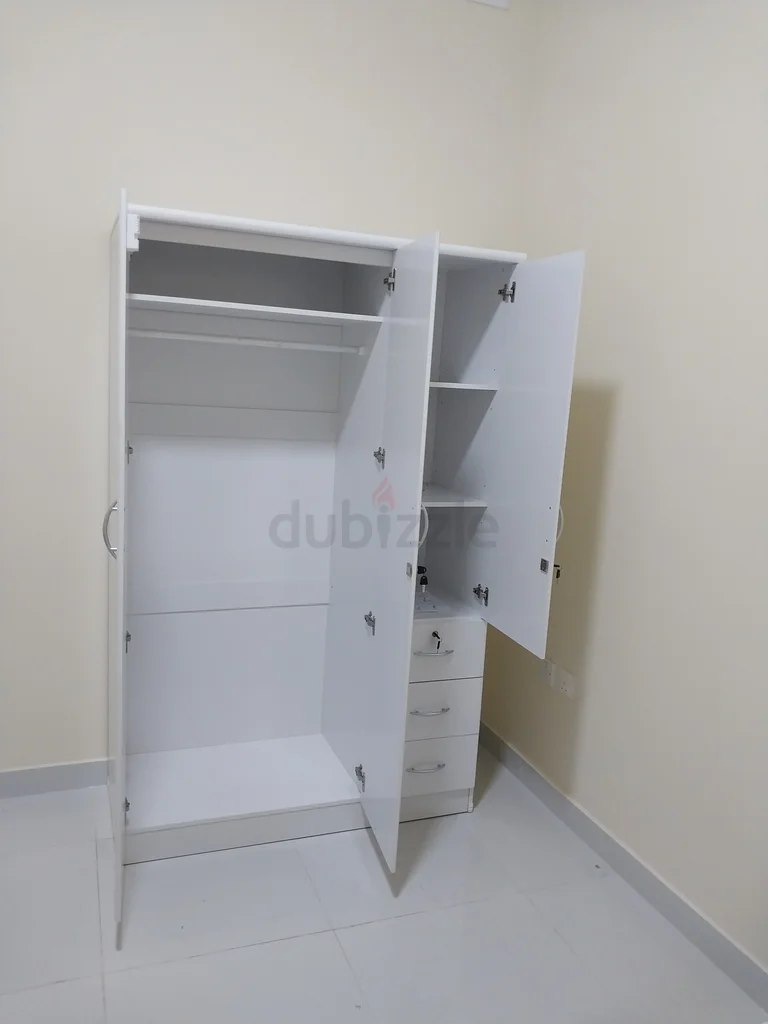 Brand new 3door wardrobe available Made in Thailand62865809140226111
