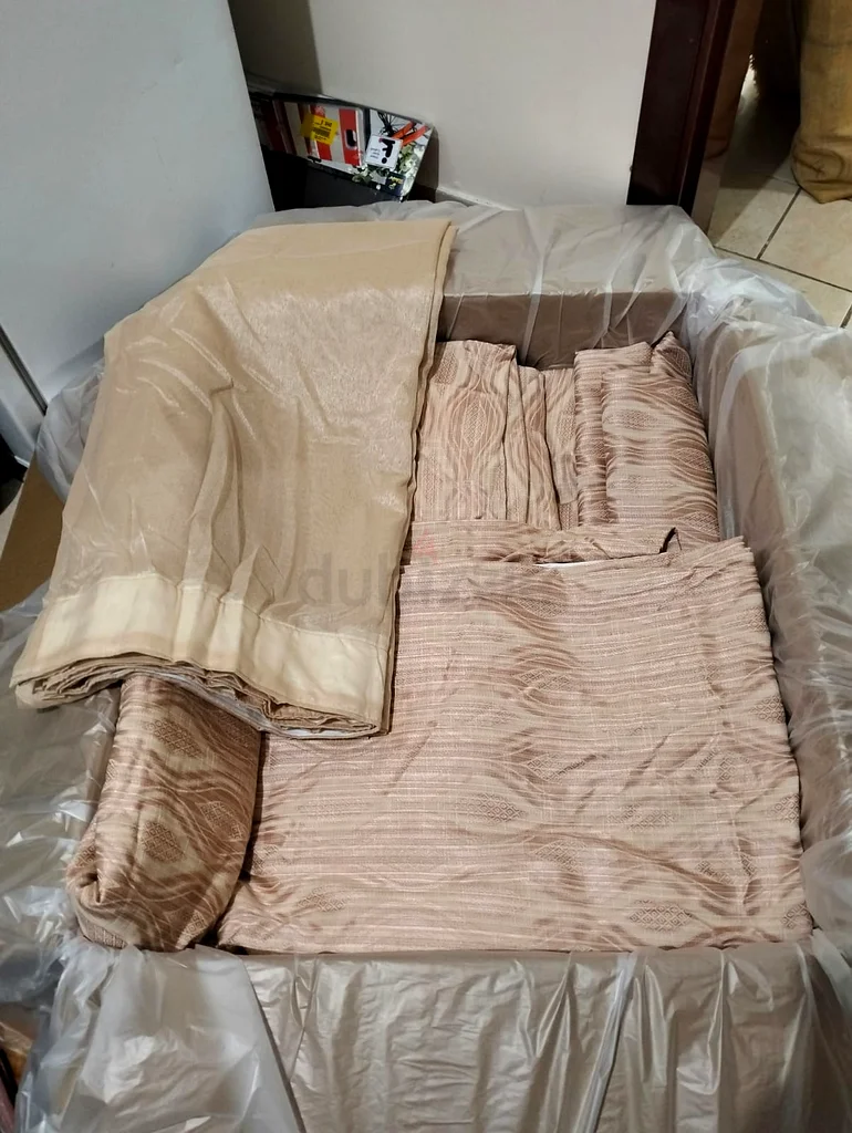 ستائر بنية شفافة أنيقة للبيع63220820283651111