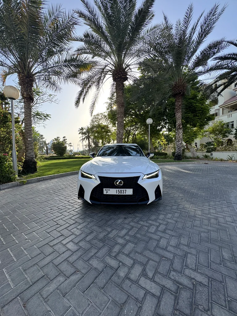 2022 IS 300 مع كيلومترات قليلة وبأفضل حالة632267445140501129