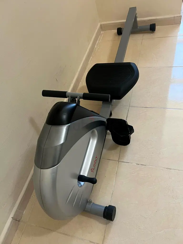 Sunny Health  Fitness Elastic Cord Rowing Machine