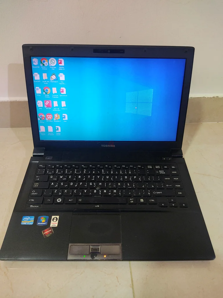 Sleek Toshiba Laptop for Sale - Great Condition!63258147522691112