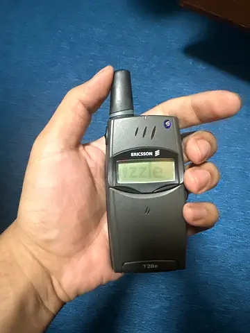 Vintage Sony Ericsson T28 Mobile Phone - A Collectors Gem!