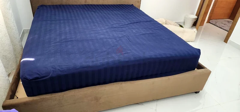 إطار سرير 200*200: جديد بالكامل63263502542465111