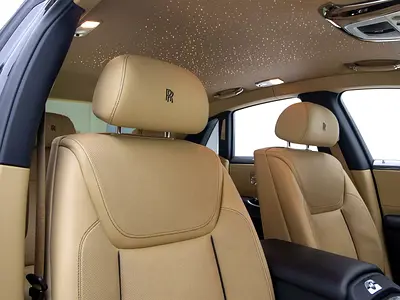 2019 ROLLS-ROYCE GHOST — миниатюра 12