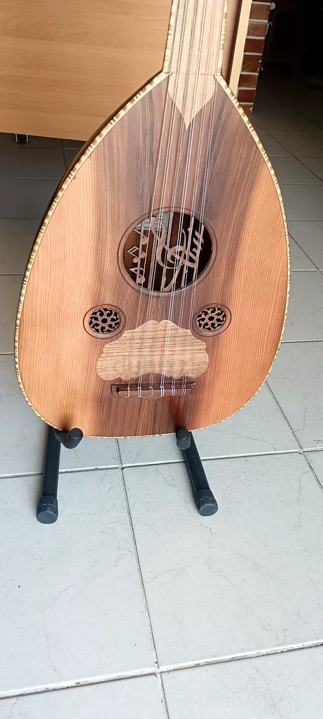 عود زرياب63226778694657112