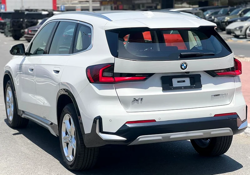BMW X1 S drive 20LI | Long Wheel Base | No Accident63161069153155114