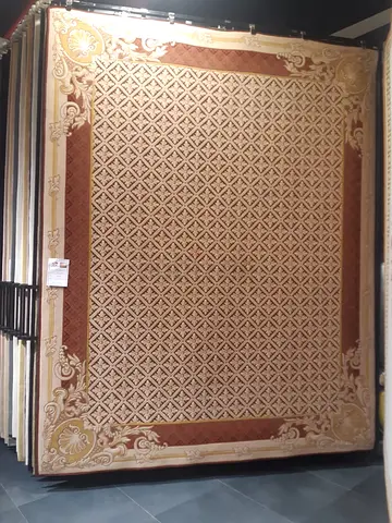 Luxurious Handmade Classic Area Rug 100% N Z wool 240x300 cm Rug - Perfect for Any Room!