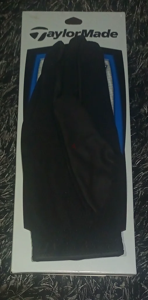 TaylorMade Golf Gloves (Brand New)63264581133442112