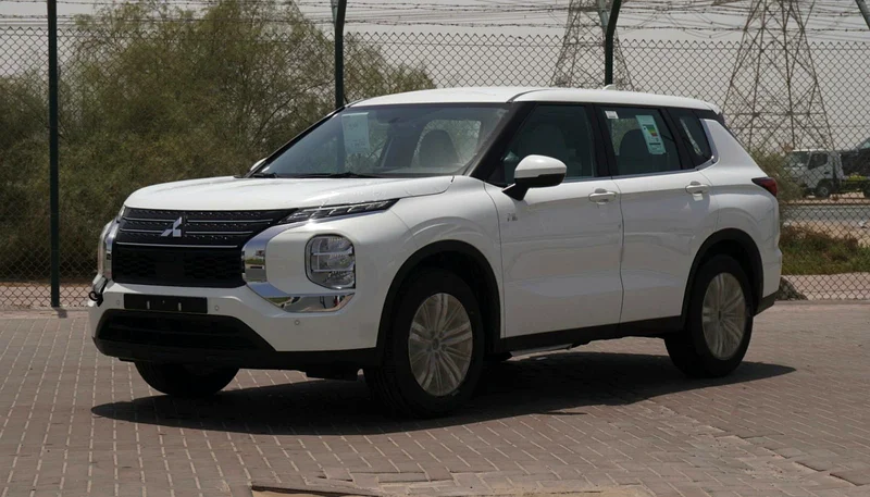 Mitsubishi outlander 202563223816782211112