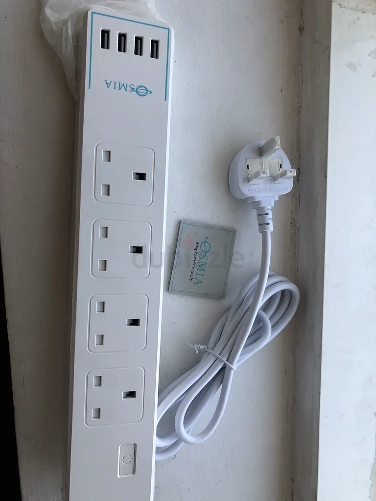 شريط طاقة ذكي مزود بـ 5 منافذ مع منافذ USB63260217488513117
