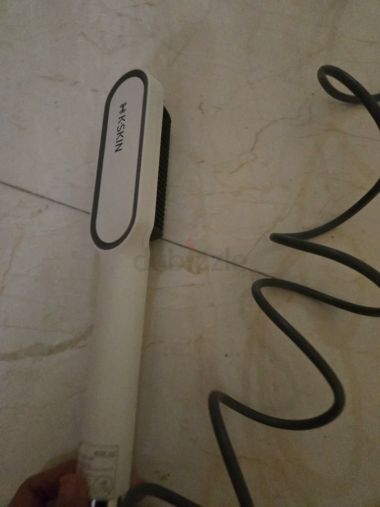 hair straighter63243188516354112