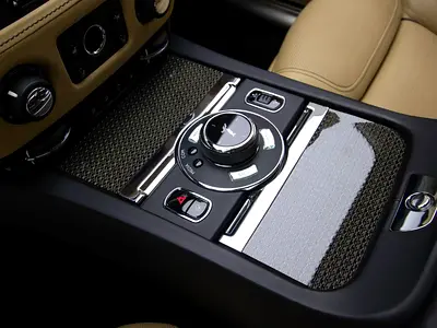 2019 ROLLS-ROYCE GHOST — миниатюра 13