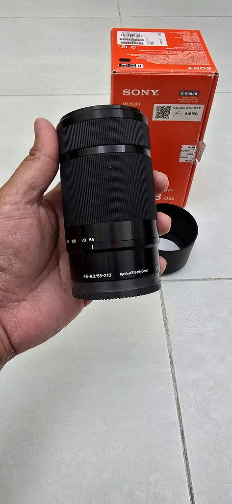 عدسة Sony بفتحة E Mount 55-210 F4.5-6.3 OSS (عدسة الكيت)63233640945921111