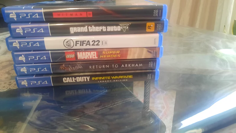 بلاي ستيشن 4 سليم 1 تيرابايت (يتضمن جميع الألعاب)63230191916035111