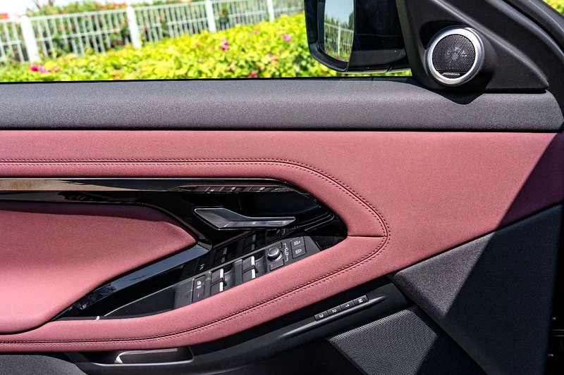 2025 | RANGE ROVER EVOQUE 249PS PREMIUM HONOR63488906718977114