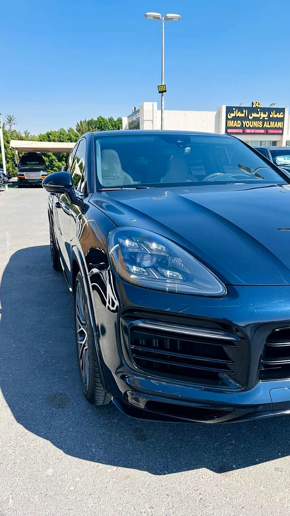 PORSCHE CAYENNE GTS COUPE 2021 GCC NO ACCIDENT NO REPAINT VERY CLEAN CAR63225697880579111