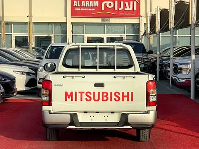 Mitsubishi L200 2021