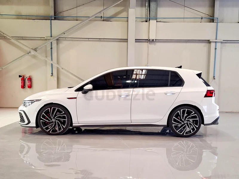 AED 1670/month | 2023 Volkswagen Golf  | GCC Specs | Ref#31183863150943652353114
