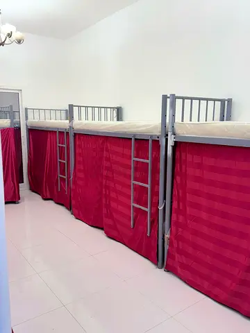 Decent Executive Bedspace international City phase 2 | Free parking