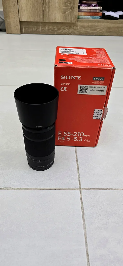 عدسة Sony بفتحة E Mount 55-210 F4.5-6.3 OSS (عدسة الكيت)63233640945921115