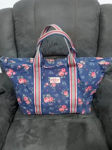 Cath kidston  large floral bag 150 dhs