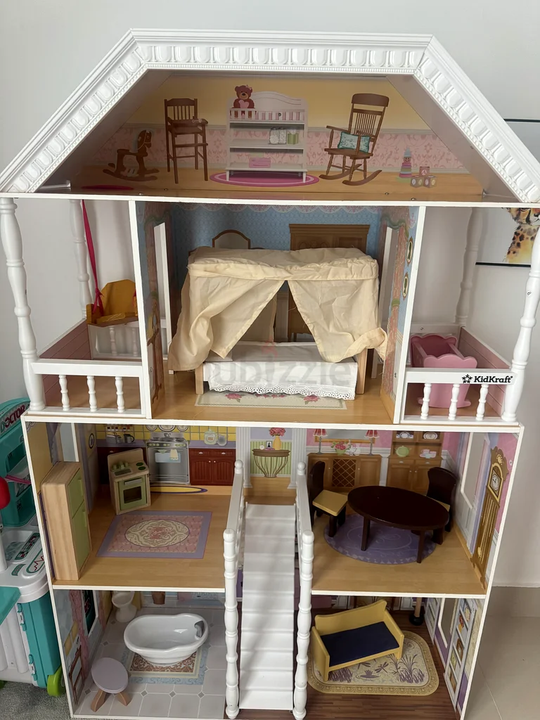 Children’s Doll House632053614978591129