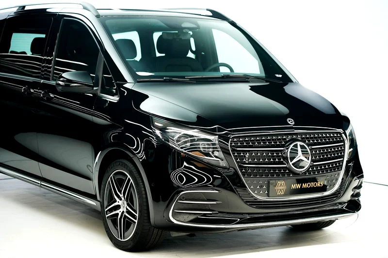 Mercedes-Benz V 300 AMG | 2025 GCC 0km | Agency Warranty | 360 View | 64-color Ambient Lights63163857291651112