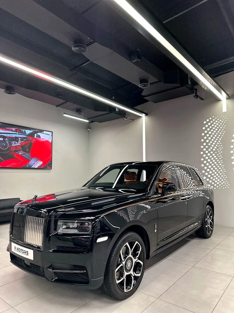 Rolls Royce Cullinan GCC63135974956547111
