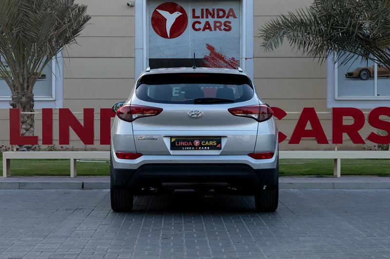 AED 840 monthly | Warranty | Hyundai Tucson 2018 (LOWEST MILEAGE) GCC63172654349441113