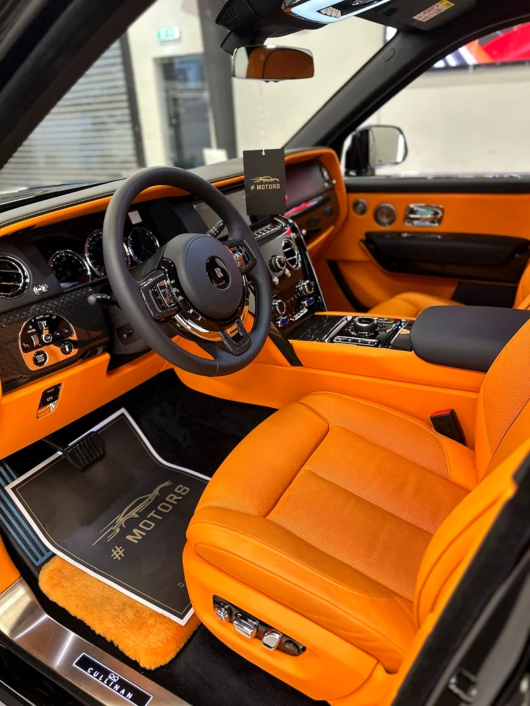 Rolls Royce Cullinan GCC63135974956547112