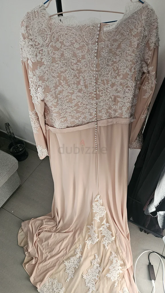 Formal dress63239617616515114
