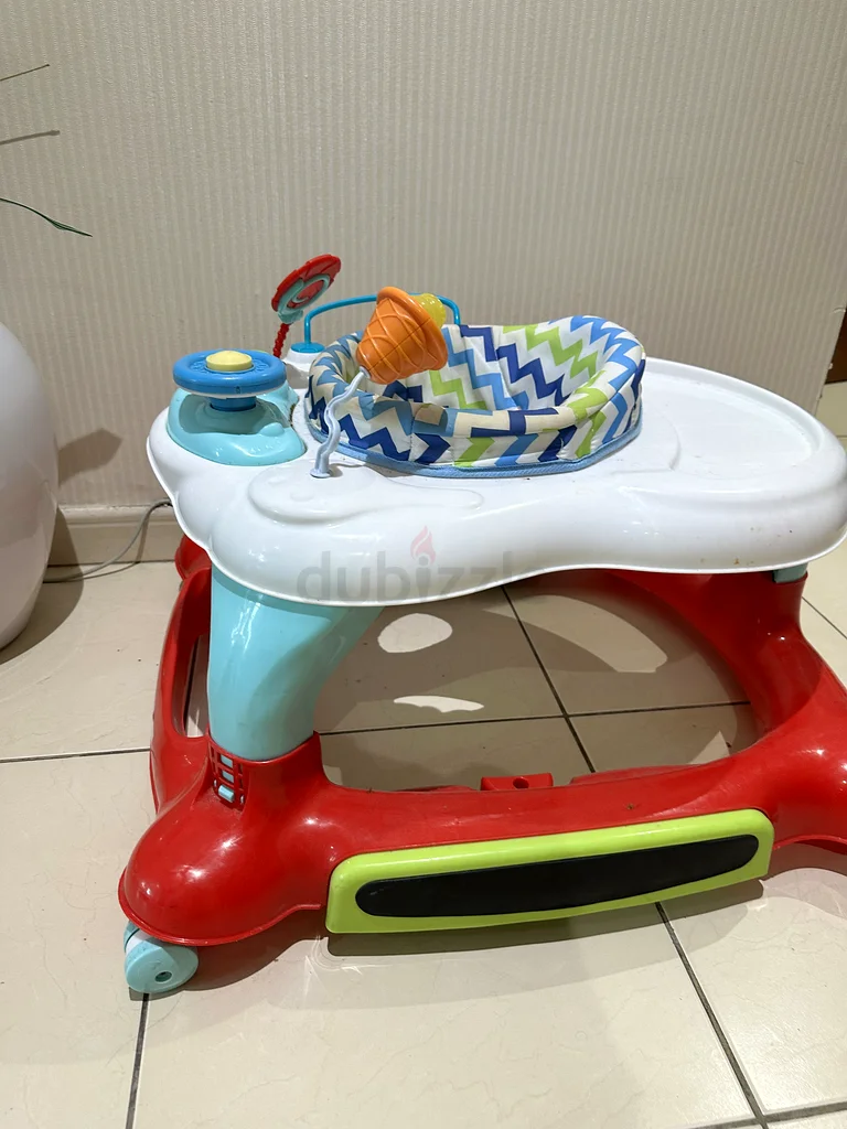 عربة أطفال نشطة مع ألعاب ممتعة!63196136039809111
