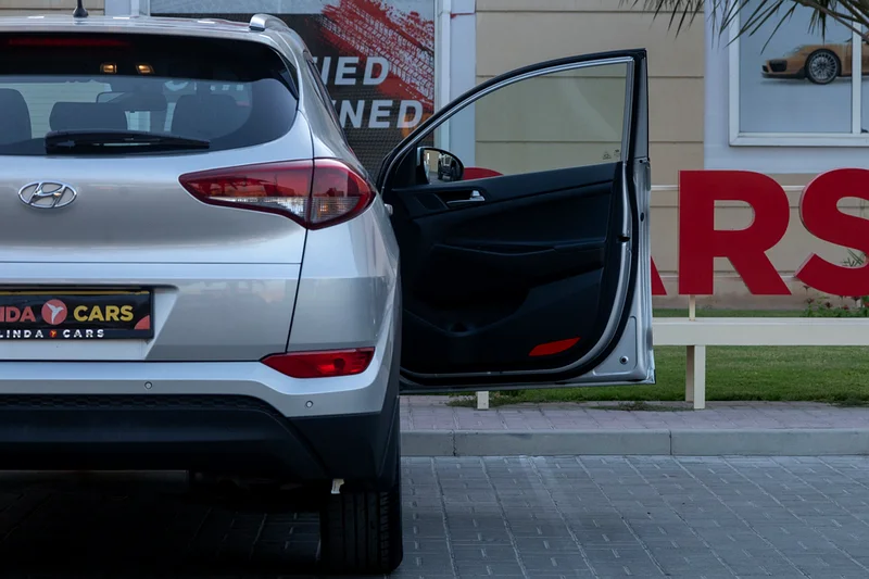 AED 840 monthly | Warranty | Hyundai Tucson 2018 (LOWEST MILEAGE) GCC63172654349441114
