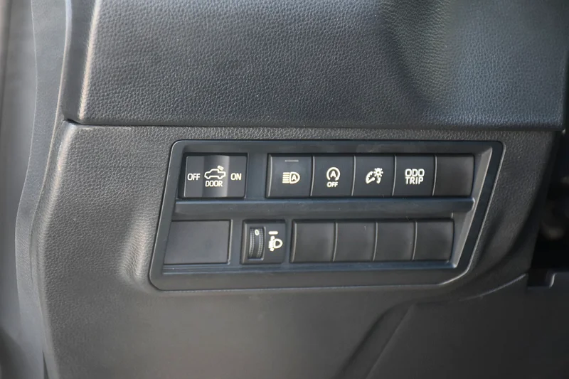 SR5 |EXCELLENT CONDITION | WITH WARRANTY63148168653185114