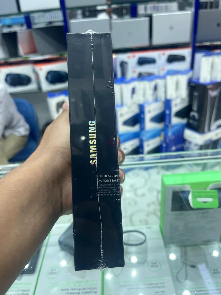سامسونج جالاكسي S21 ألترا 5G - غير مفتوح وجاهز لك!63213439417987111