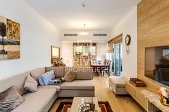 Vacant and Spacious | Renovated | Close Kitchen