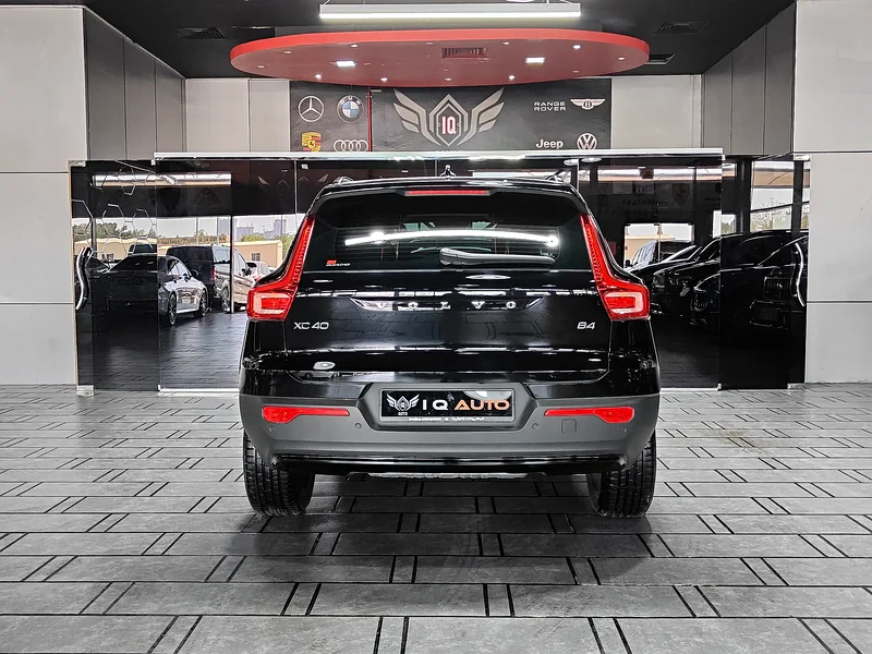AED 2,250 P.M | 2024 VOLVO XC40 B4 | UNDER WARRANTY | FULL PANORAMIC | GCC |63177574508417114