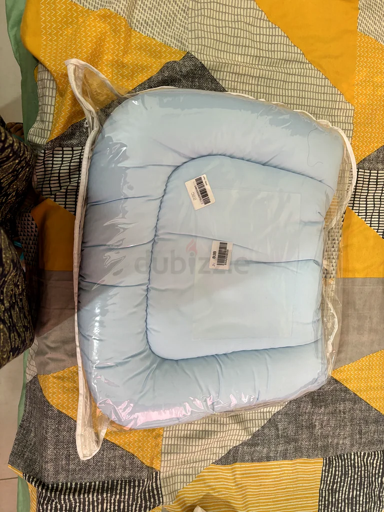 Cozy Blue Baby Nest for Ultimate Comfort632073988785941117