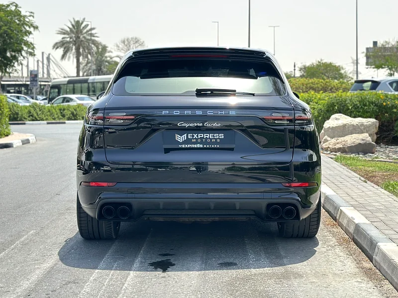 PORSHE CAYENNE TURBO 202063225698244610113