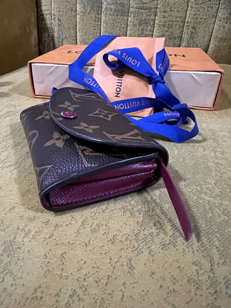 محفظة لويس فويتون أصلية63237609562369113