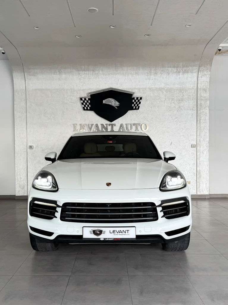 PORSCHE CAYENNE  - GCC - 2018 - V6 - SUPER CLEAN63150479427459111