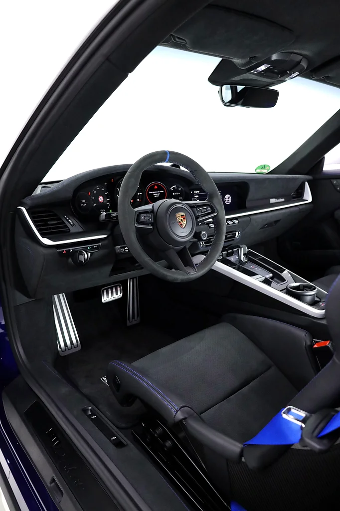 911 DAKAR - LIMITED RALLYE PACKAGE 666 OF 2500 +CARBON BUCKET SEAT+ WARRANTY TILL END OF AUGUST 202563150478729346114
