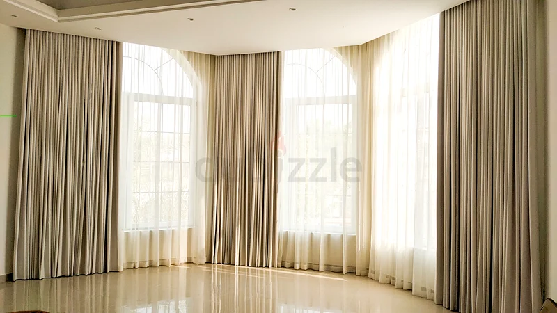 ستائر أنيقة من الأرض حتى السقف للمنزل العصري63178433149569111