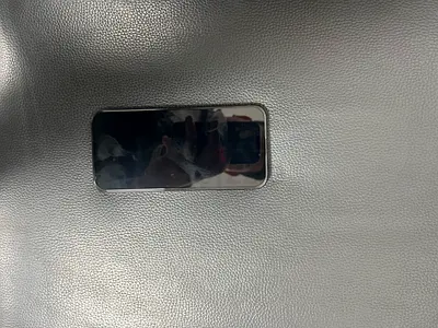 I want to sell my I phone 16 pro max 512