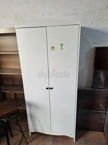 2 door wardrobe